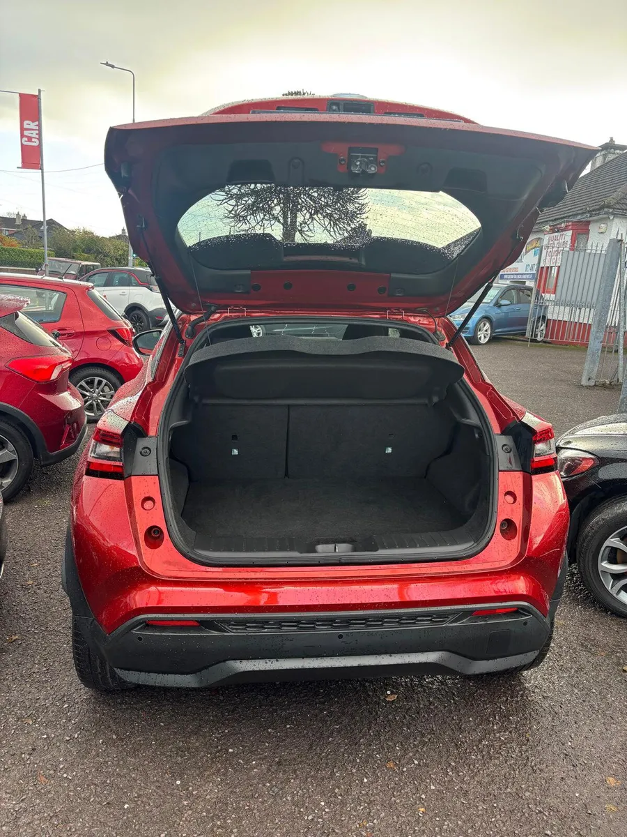 Nissan Juke 2021  PETROL   AUTOMATIC  LOW  MILEAGE - Image 2
