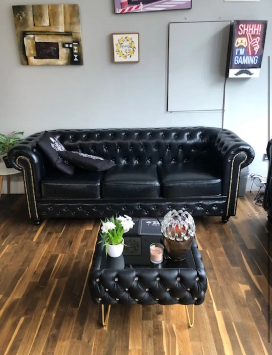 Barber shop fittings - Image 3