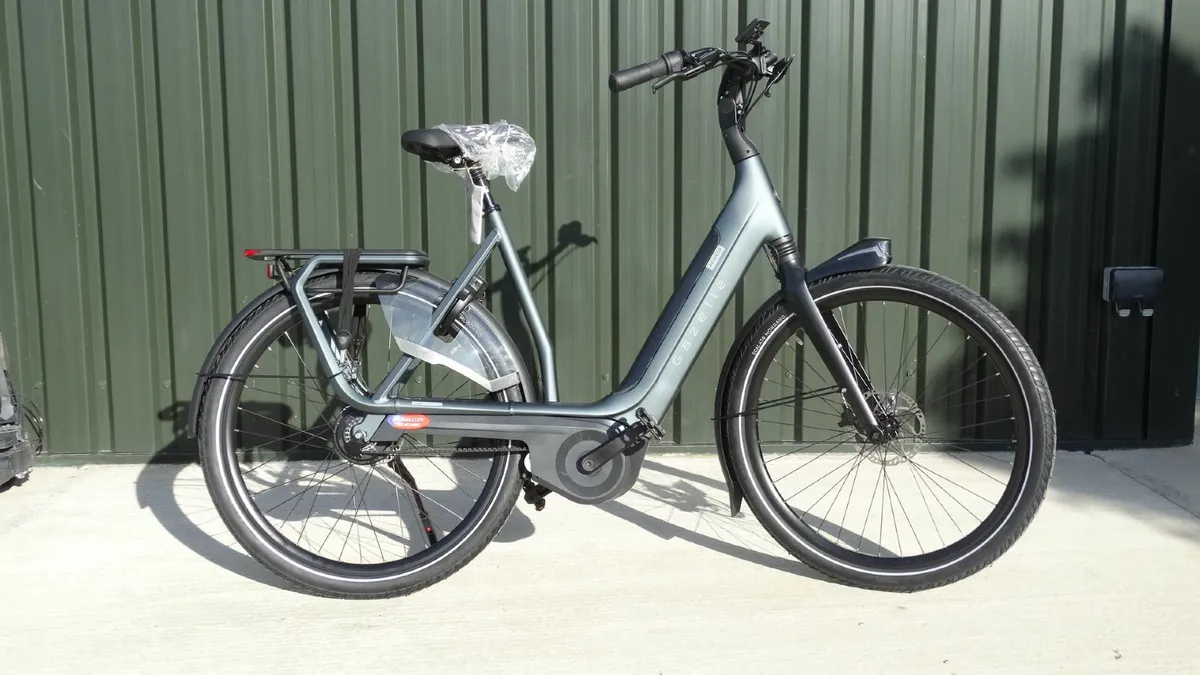 Gazelle Avignon C380  electric bike - Image 3