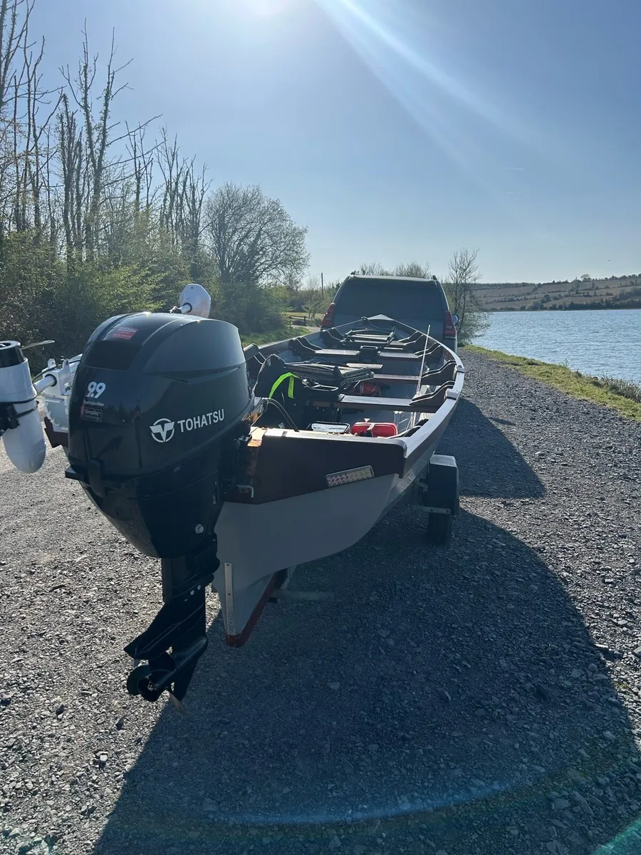 19’ Lake boat - Image 2