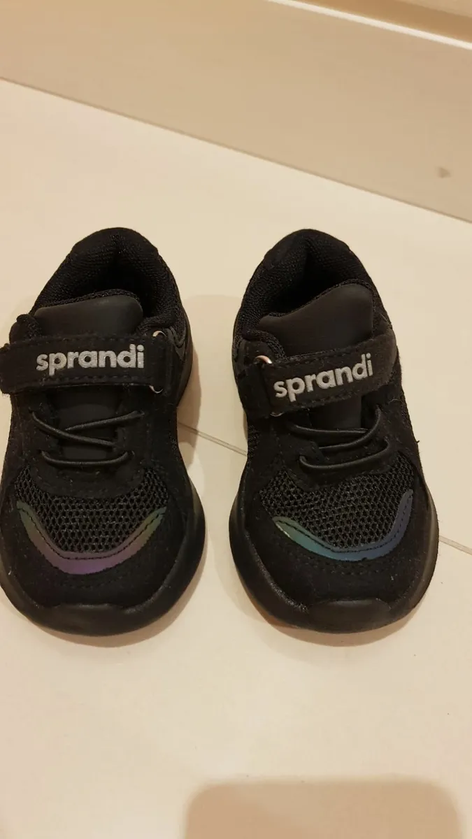Baby shoes- SPRANDI -BRAND NEW-Size 20-21 - Image 1