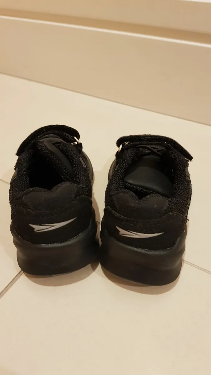 Baby shoes- SPRANDI -BRAND NEW-Size 20-21 - Image 3