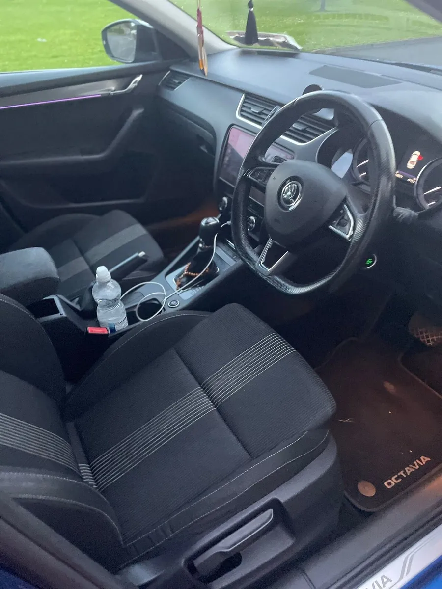 Skoda Octavia Style 2.0 TDI 150 BHP DSG - Image 3