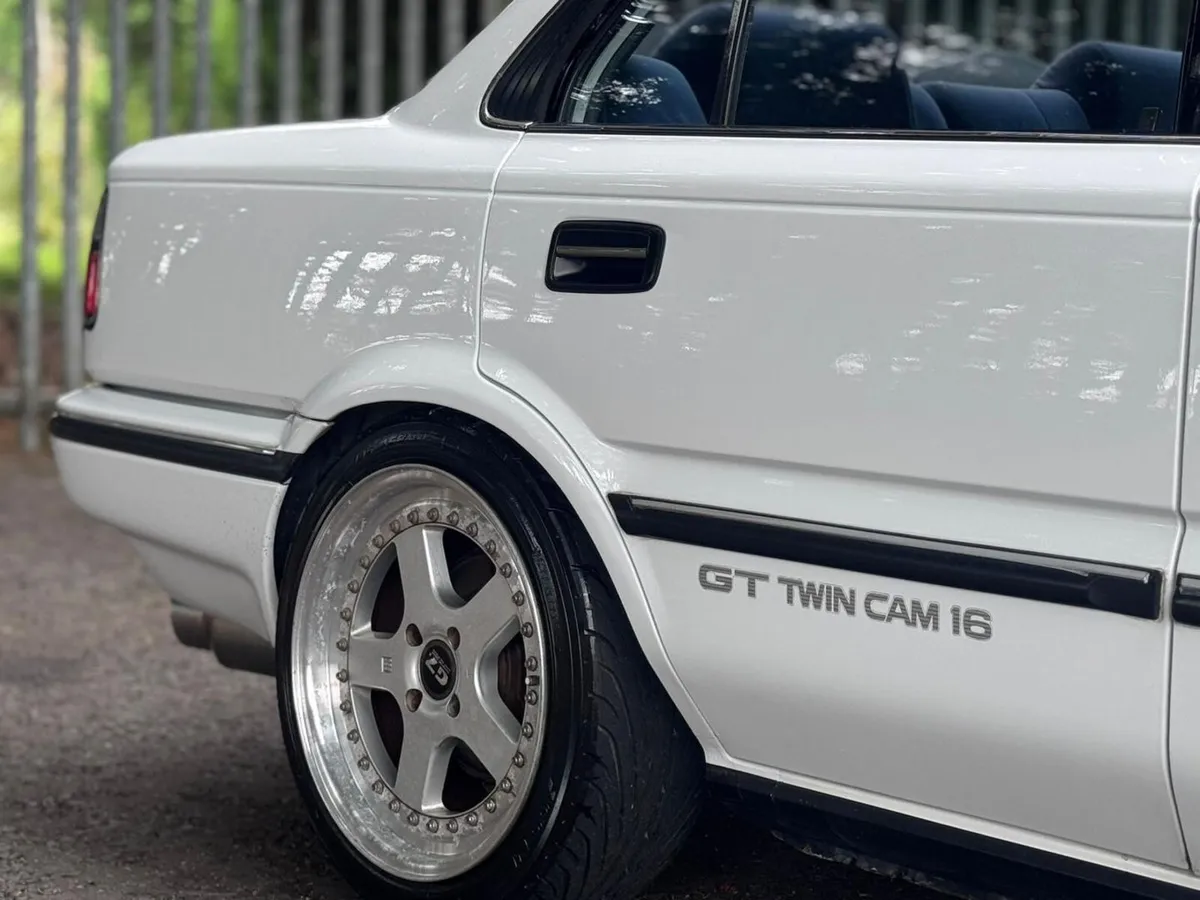 1989 AE92 Toyota Corolla GT Saloon 1.6 Twincam - Image 4