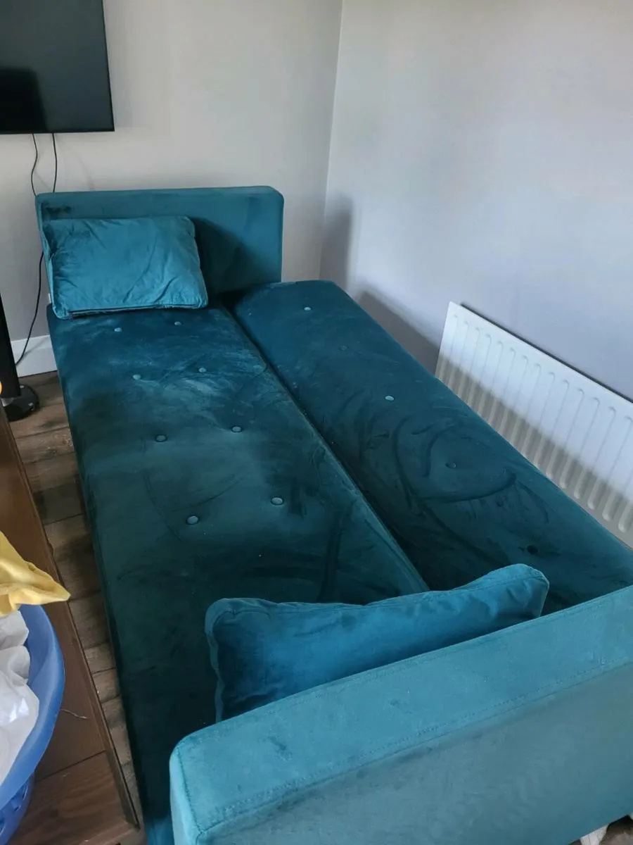 Teal sofa bed - Image 1