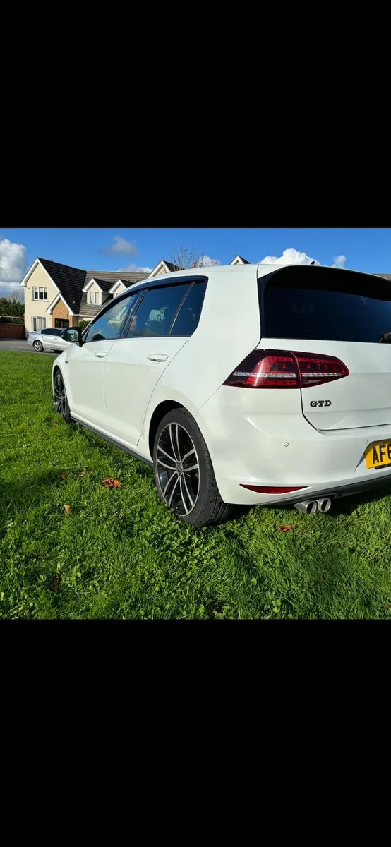 Vw Golf GTD White - Image 3