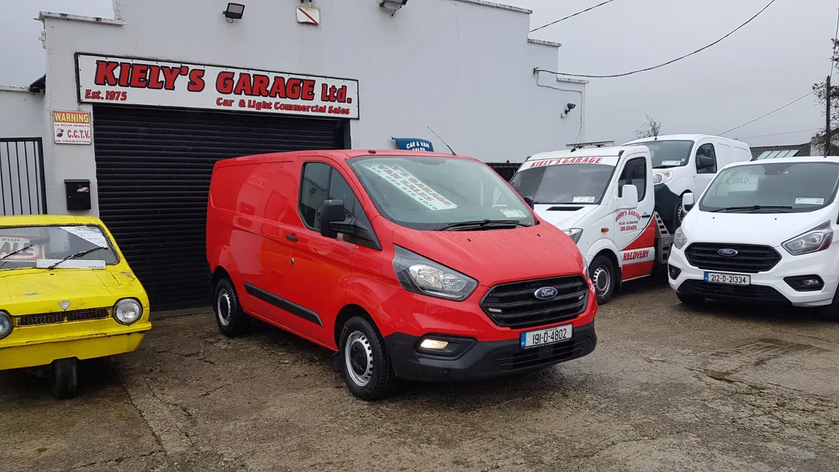 Ford Transit CUSTOM AS NEW 95KM VAT INVOICE - Image 1