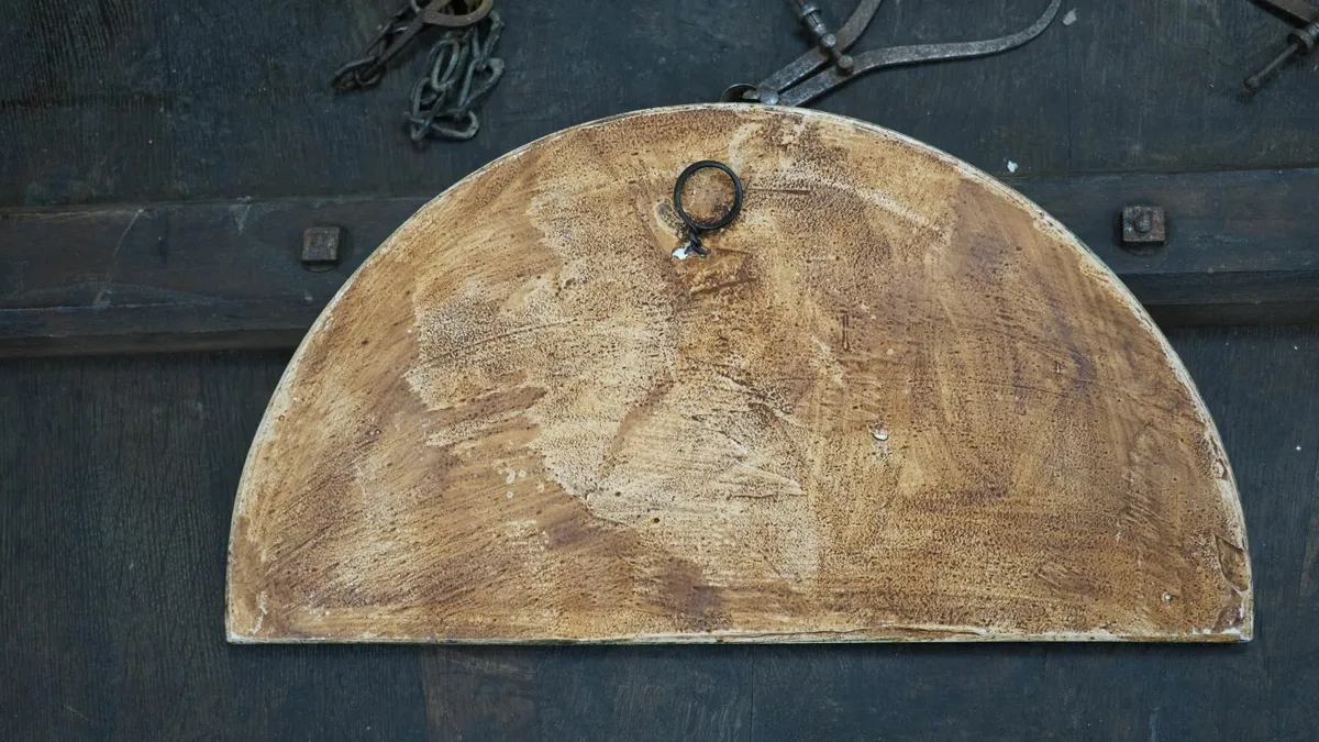 Vintage “Seraphim Demi-Lune” Wall Plaque - Image 2