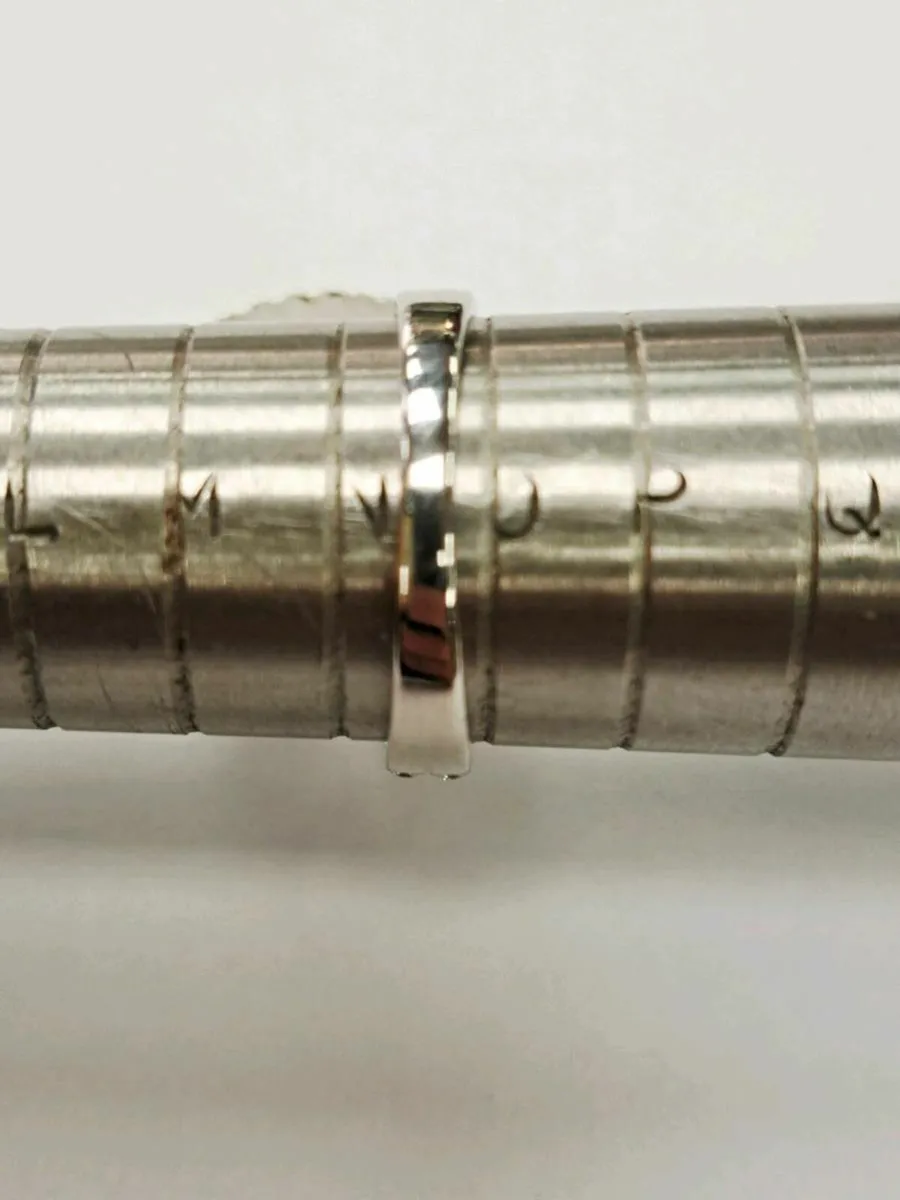 9K White Gold Diamond Ring 9CT - Image 4