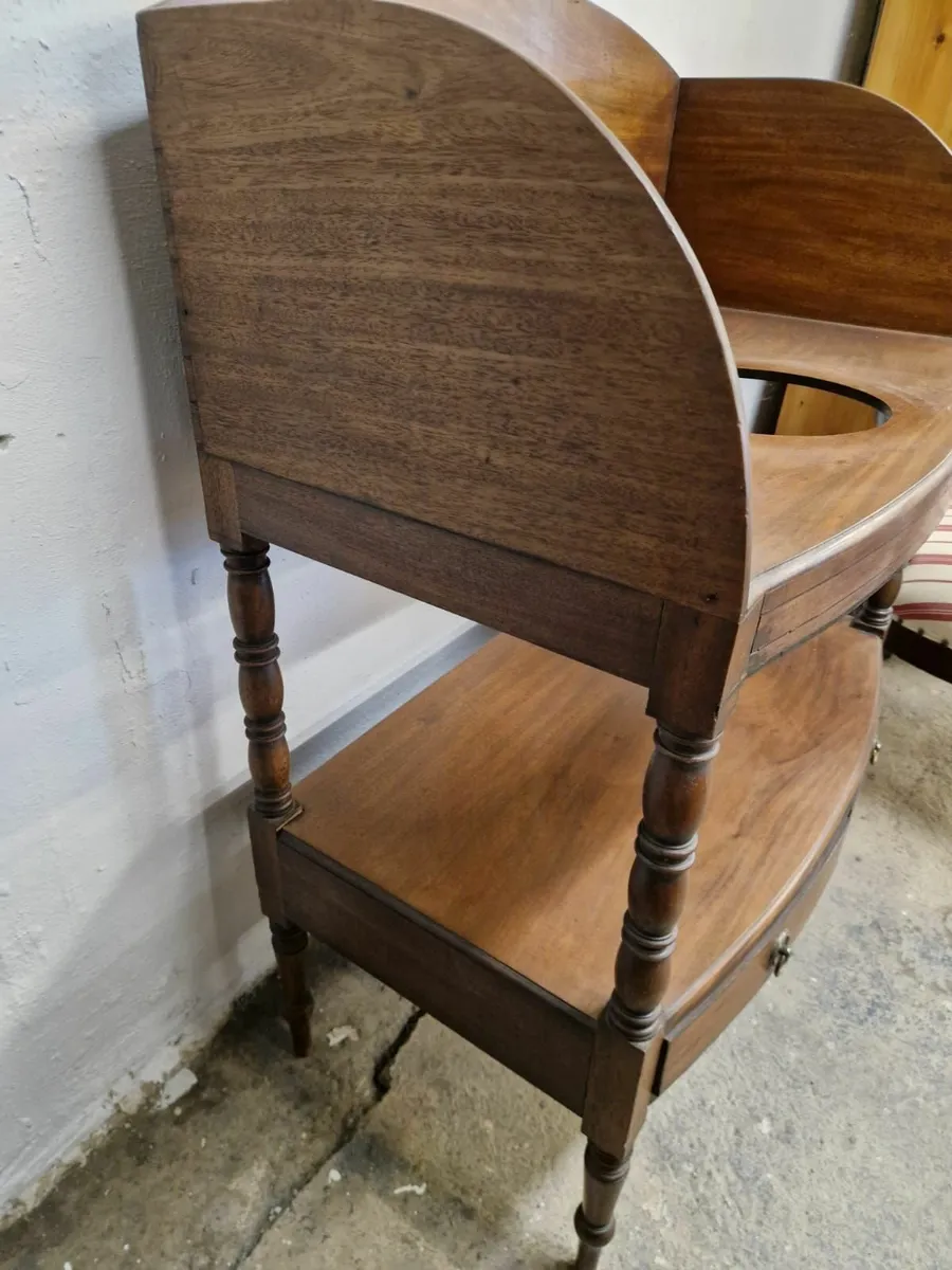 Georgian mahogany wash stand with drawers - Image 2