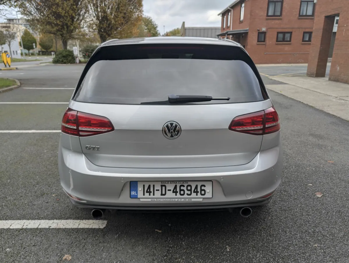 Volkswagen Golf 2014 GTI - Image 2
