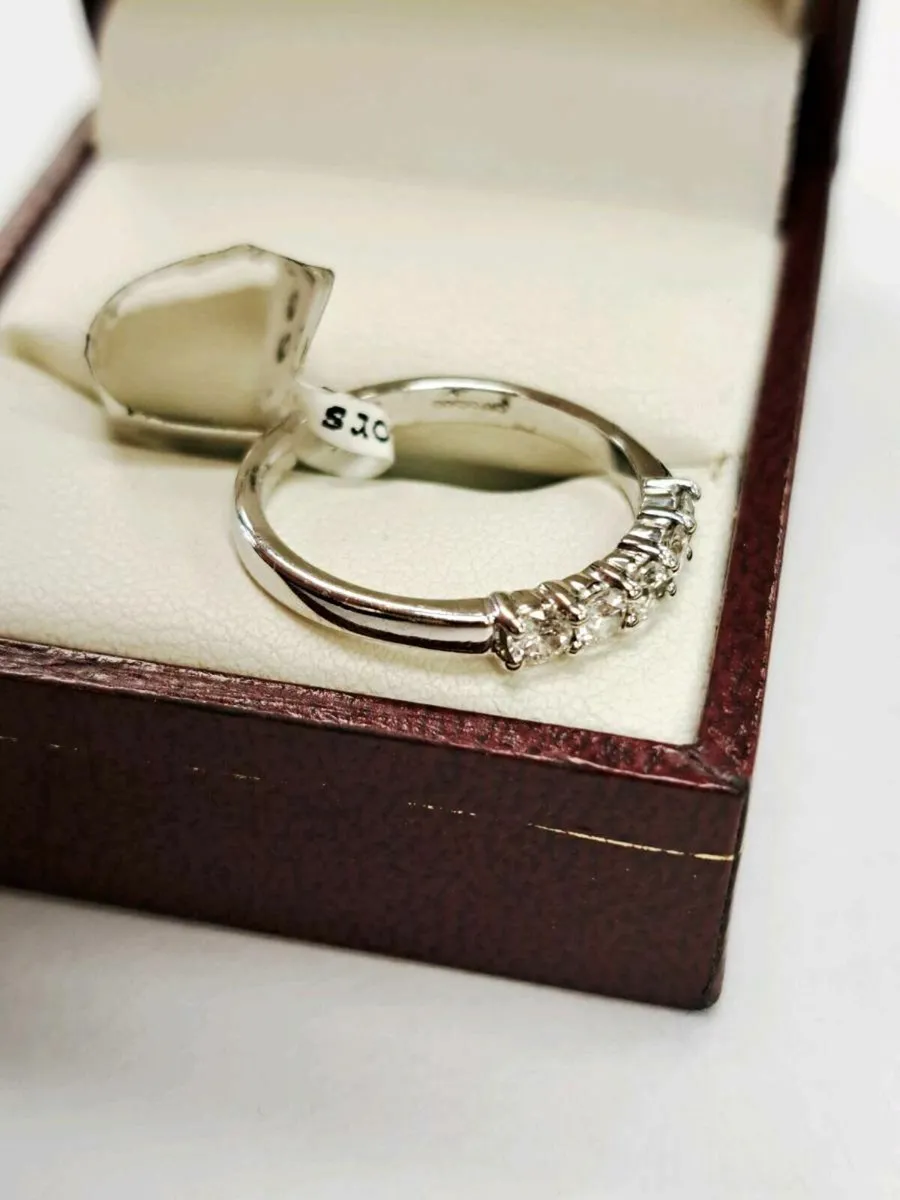 18K White Gold Diamond Ring 18CT - Image 4