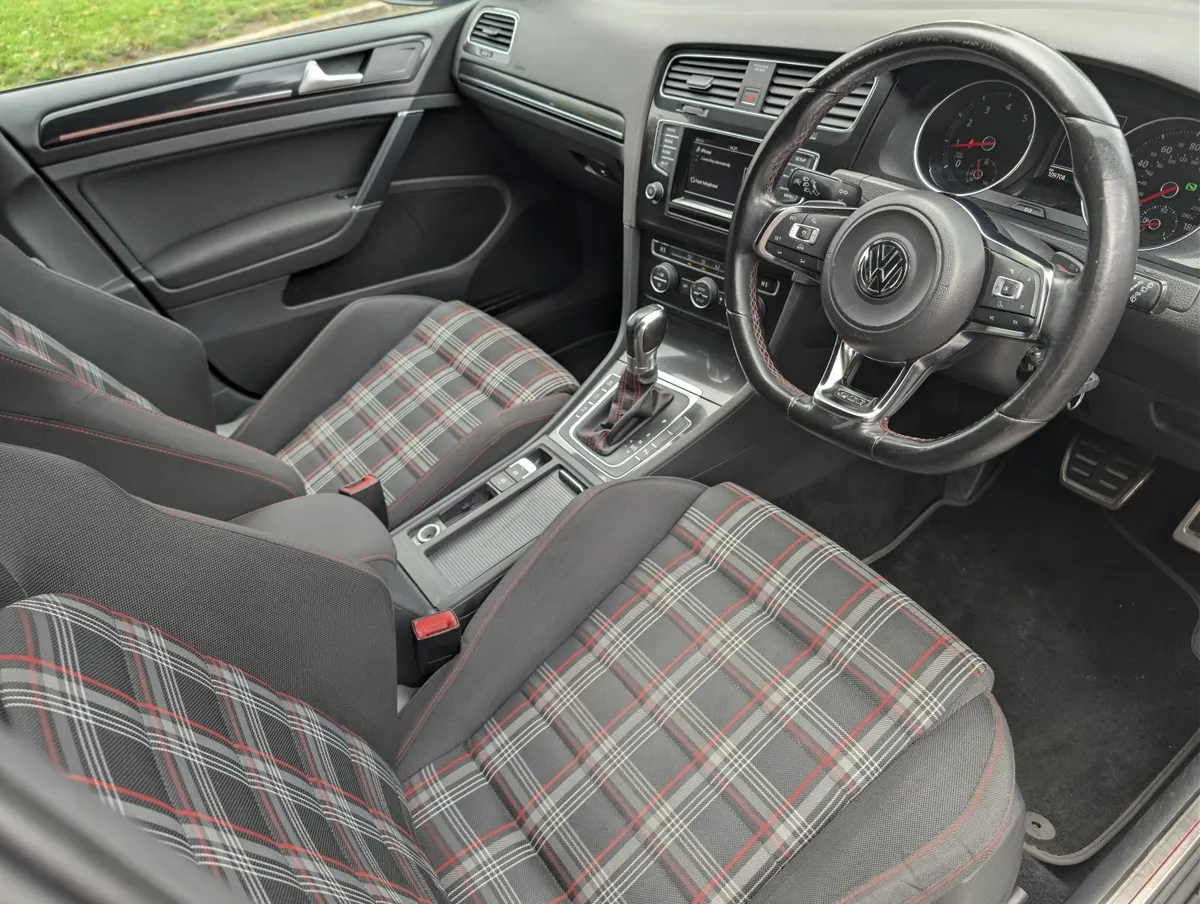 Volkswagen Golf 2014 GTI - Image 4