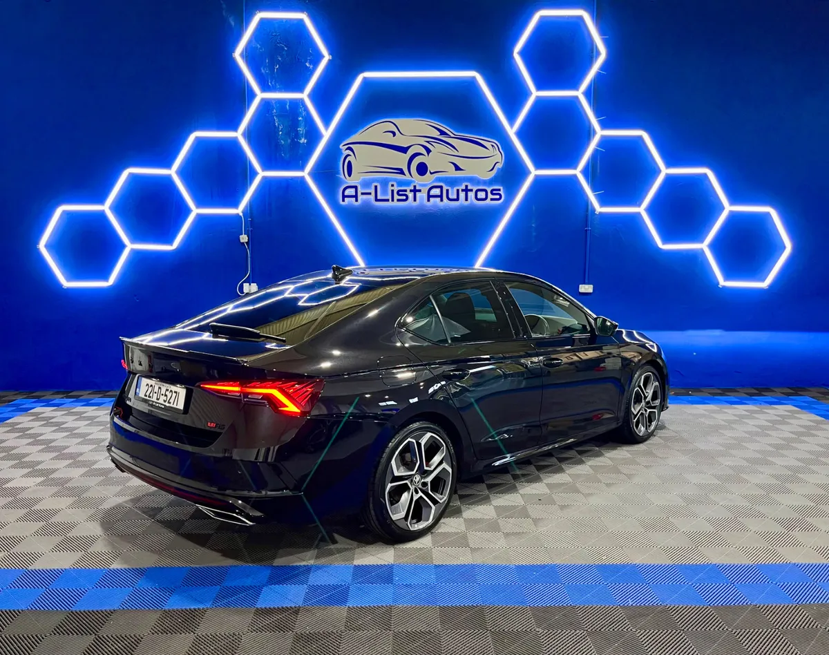 Skoda Octavia VRS 200BHP DSG / FINANCE AVAILABLE - Image 3