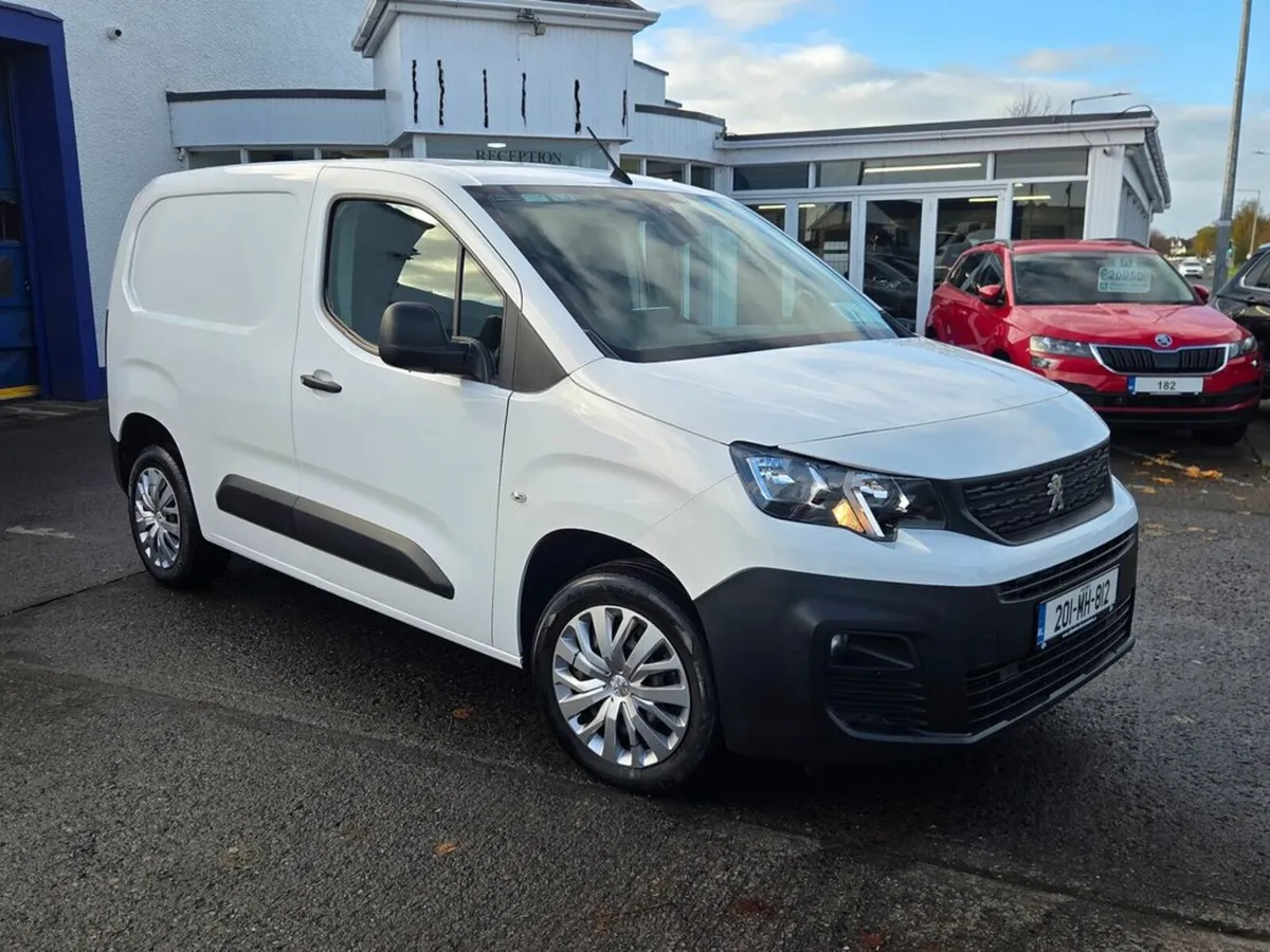 Peugeot Partner Prof Plus 1.5 Blue HDI 100 3DR - Image 1