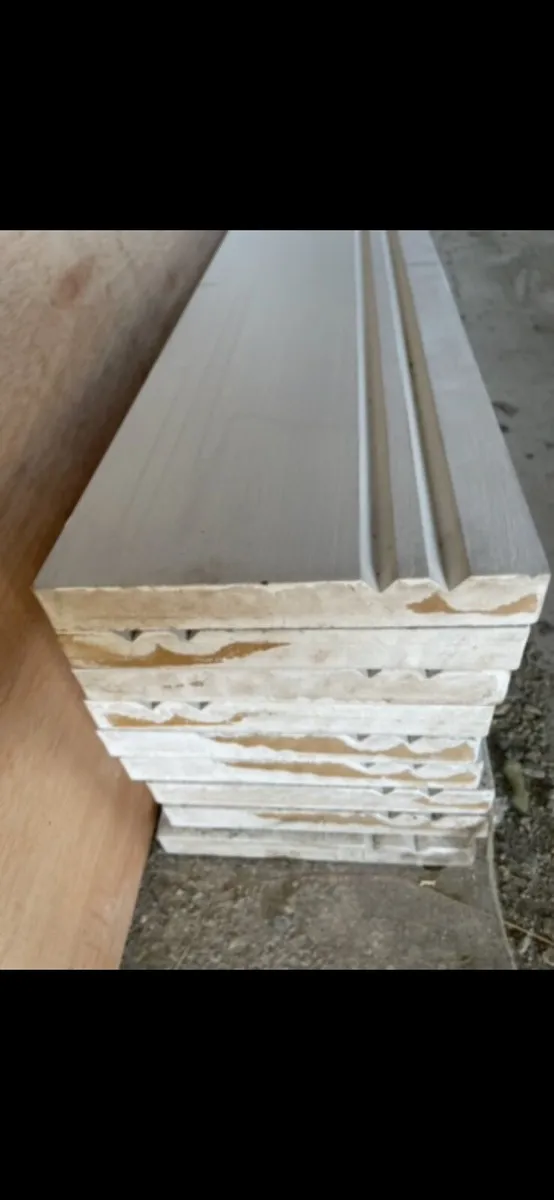 Skirting boards - Image 1