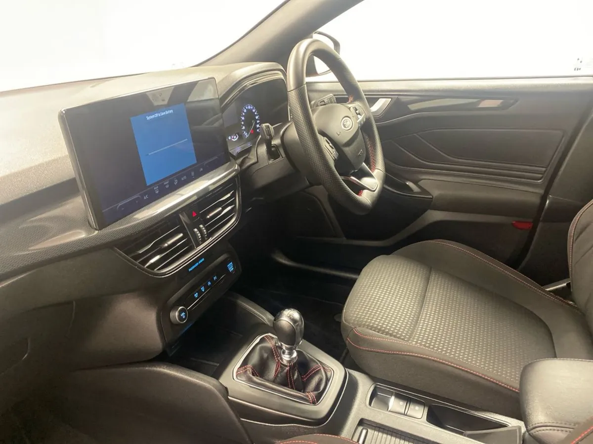 Ford Focus 1.0l Ecoboost 125PS Trend - Image 3