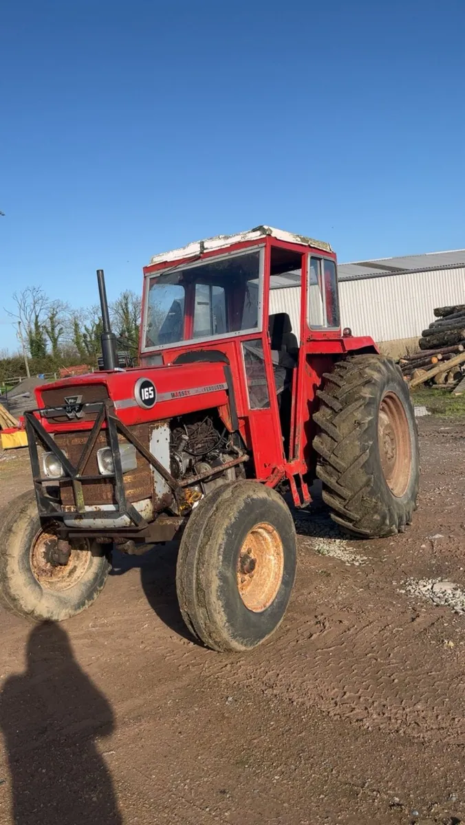 Massey 165 - Image 1