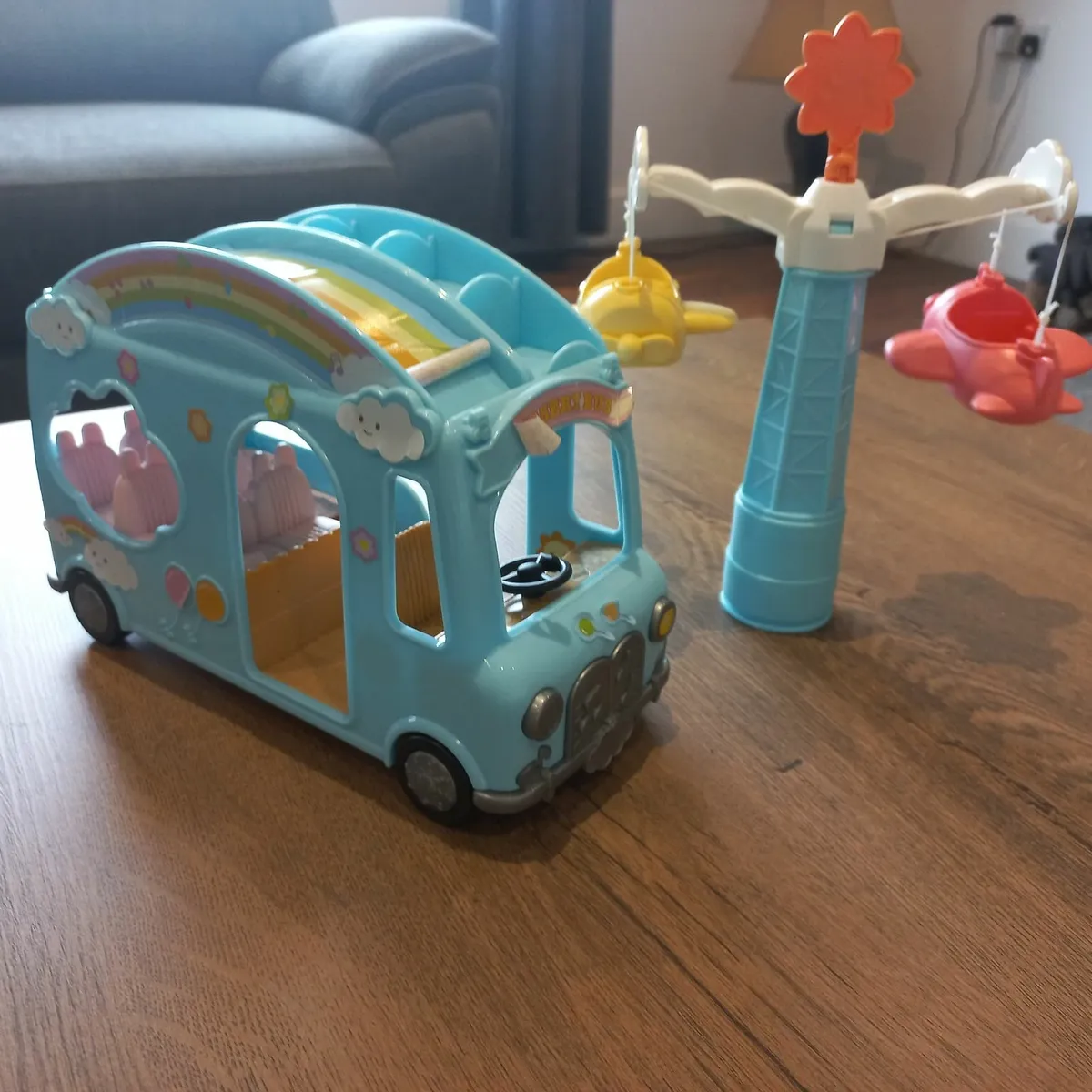 Sylvanians school bus - Image 1