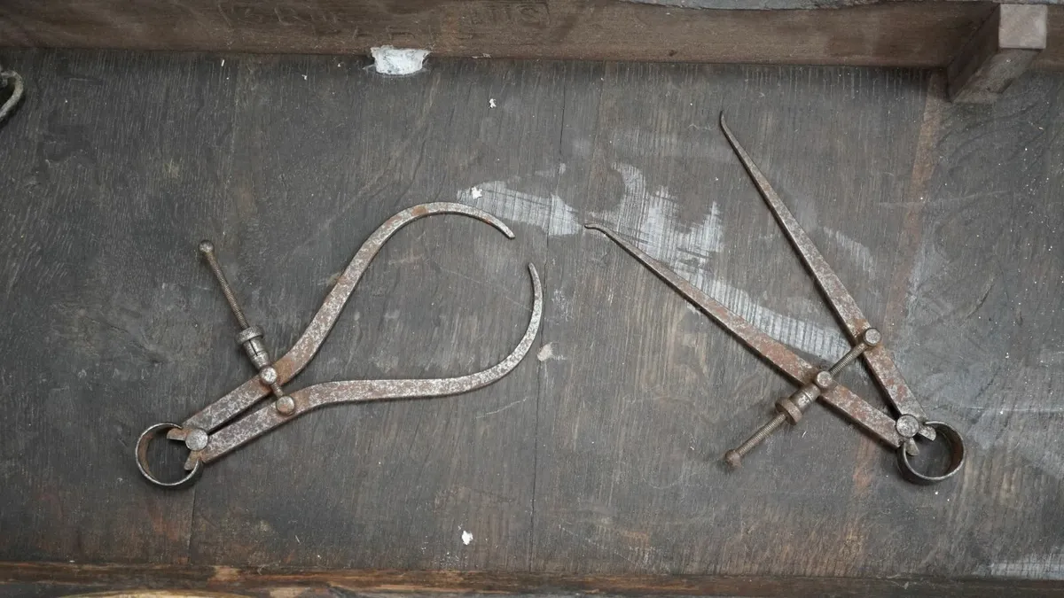Vintage Iron Calipers & Divider Pair - Image 1