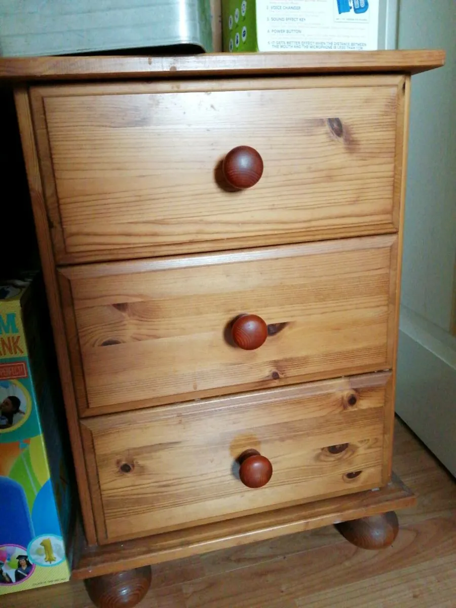 Attractive wood bedside locker - Image 2
