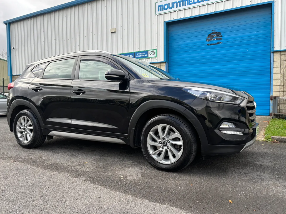 2017 HYUNDAI TUSCON EXECUTIVE - Image 2