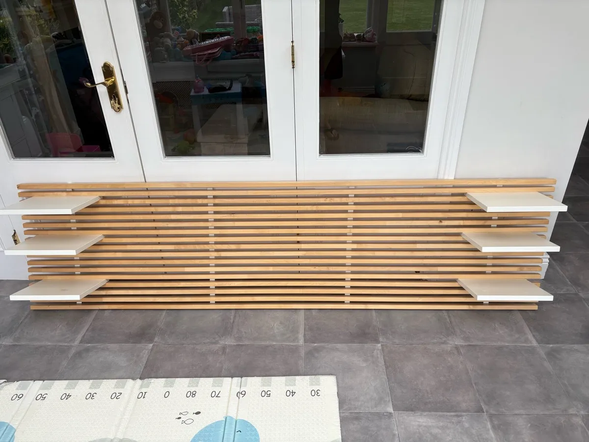 Headboard with shelves - Image 1