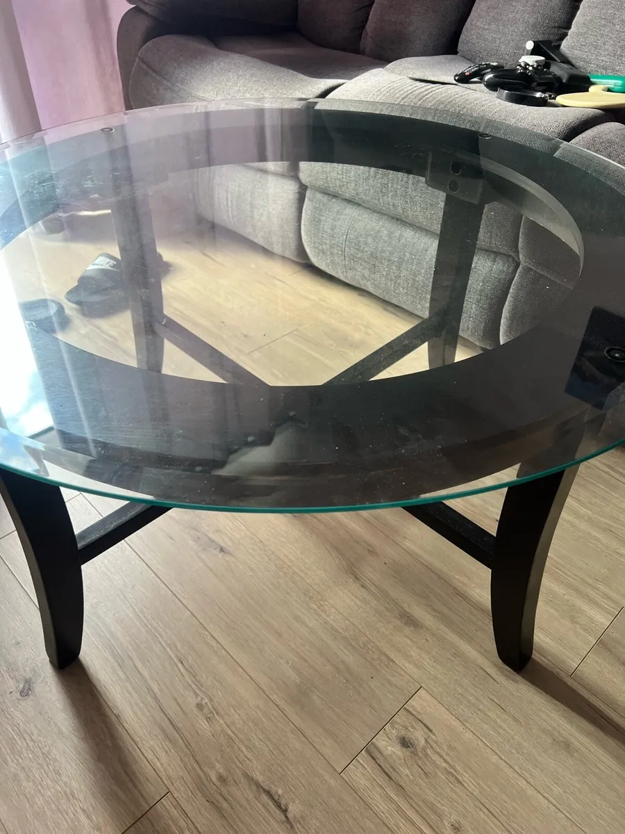 New 30 inch Glass Round Table - Image 2