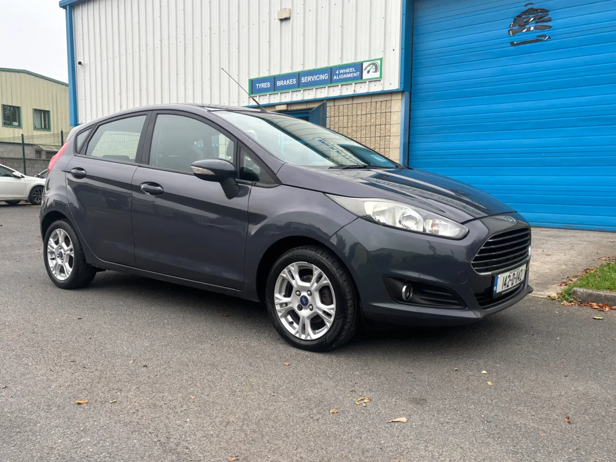 2014 Ford Fiesta ZETEC 1.2 - Image 1