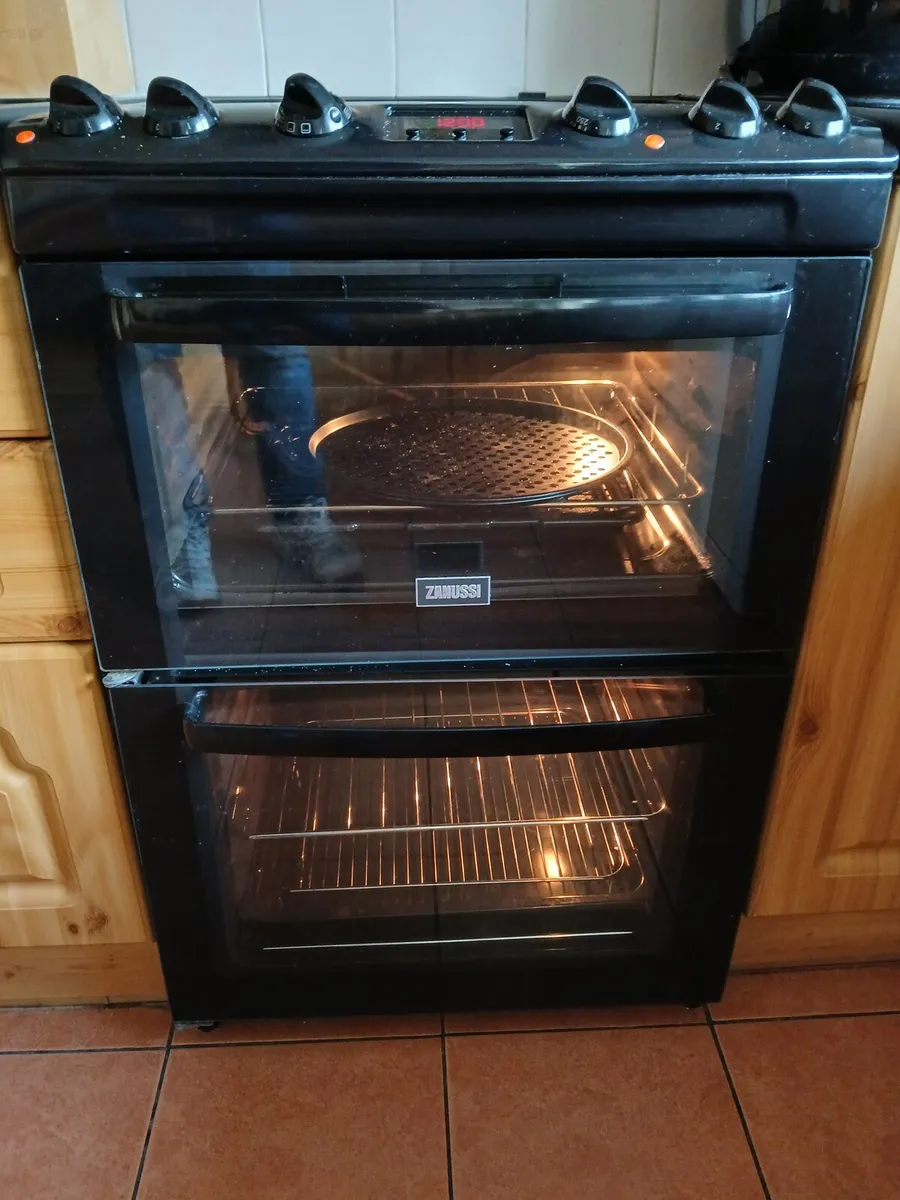 Electric Double oven - Image 1