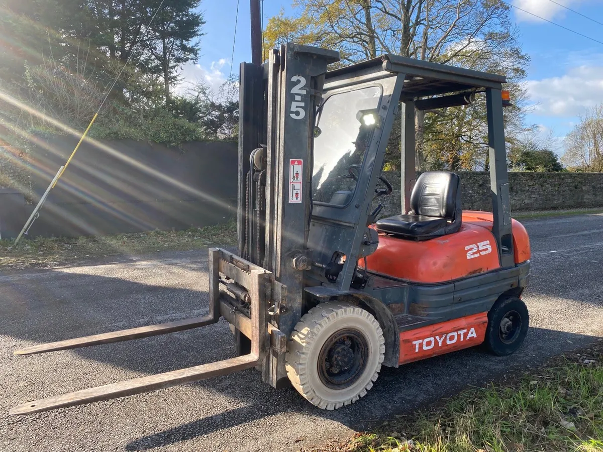 Toyota Forklift diesel container spec - Image 1