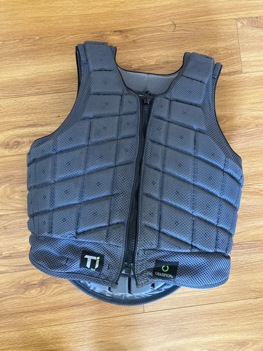 Champion Ti22 Body protector - Image 1