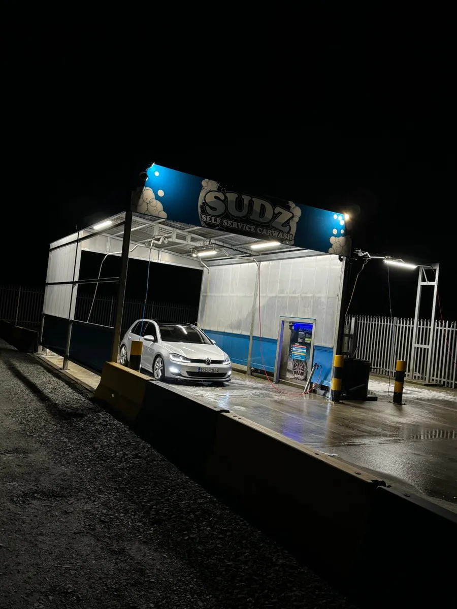 Volkswagen Golf 2015 - Image 2