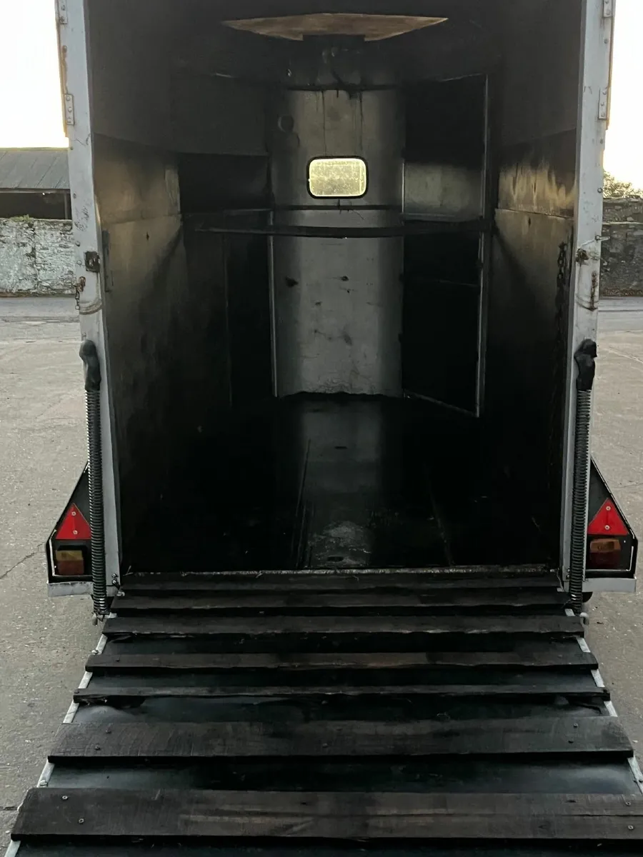 Horse Box For Sale - Image 4