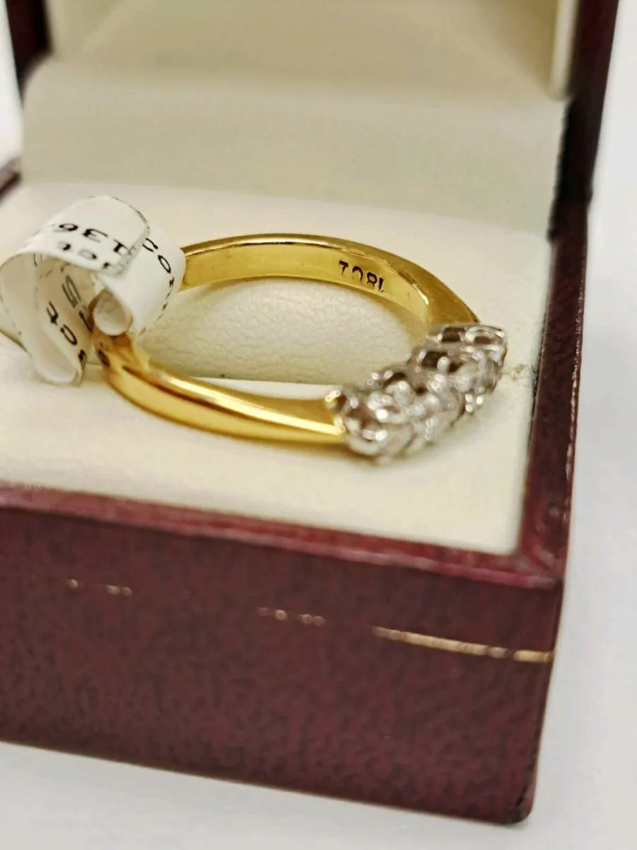 18K Gold Diamond Ring 18CT - Image 2