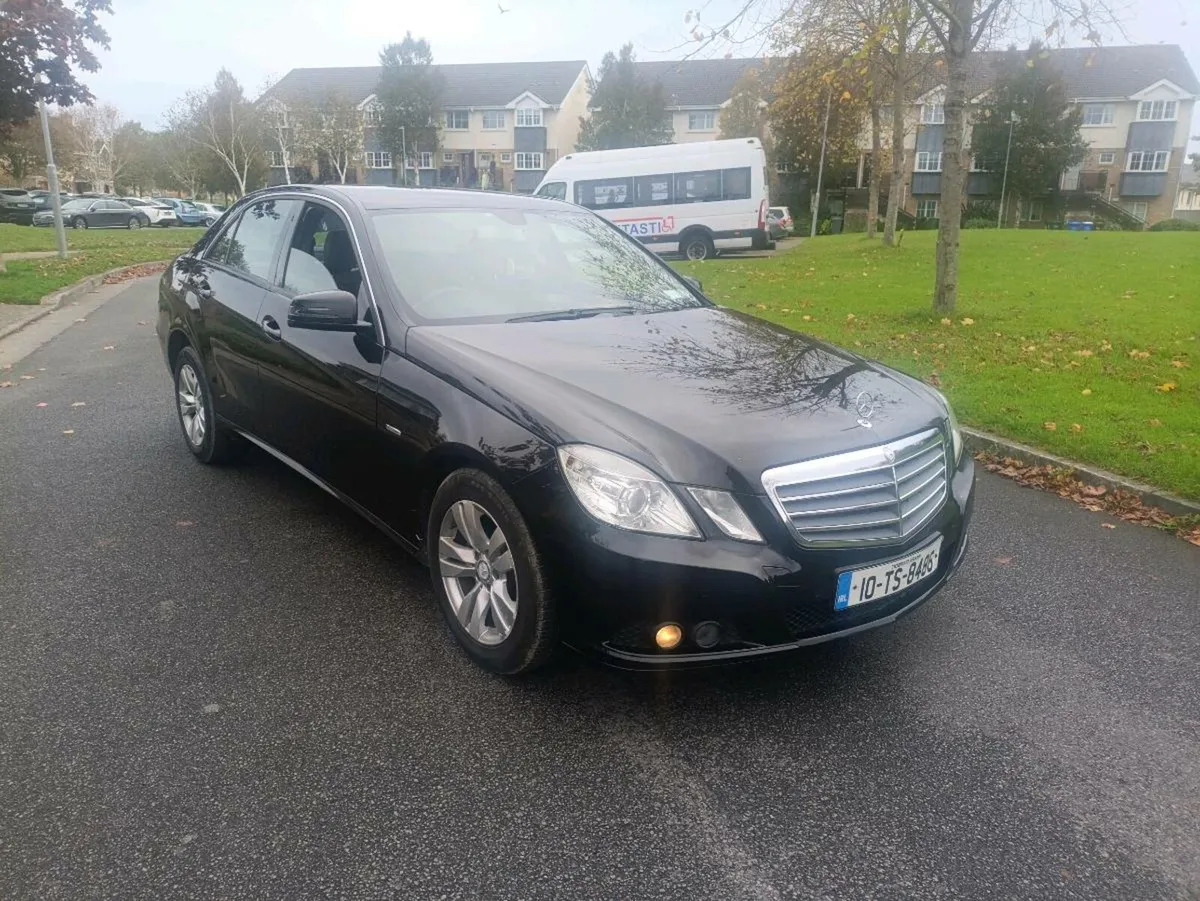 Mercedes-Benz E200 2010 €2450 - Image 1