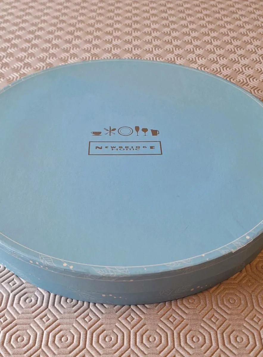 Newbridge Silverware Cake Stand - Image 2