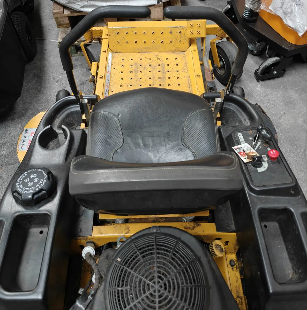 HUSTLER ZERO TURN LAWNMOWER - Image 2