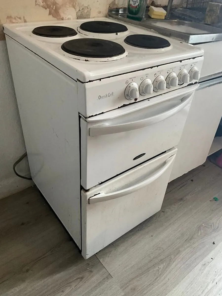 Free Standing Electric Cooker - Image 2