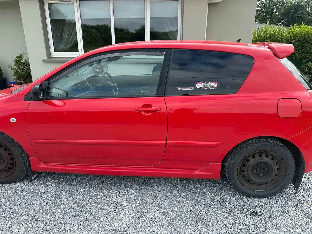 2004 TOYOTA COROLLA 1.4 PETROL - Image 3