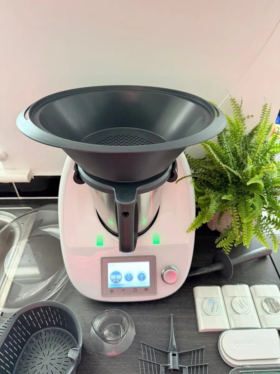 Thermomix TM5 with Cook Key in great condition - Image 1