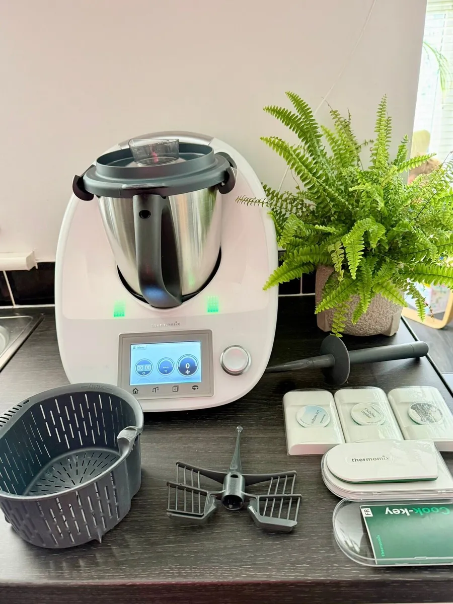 Thermomix TM5 with Cook Key in great condition - Image 4