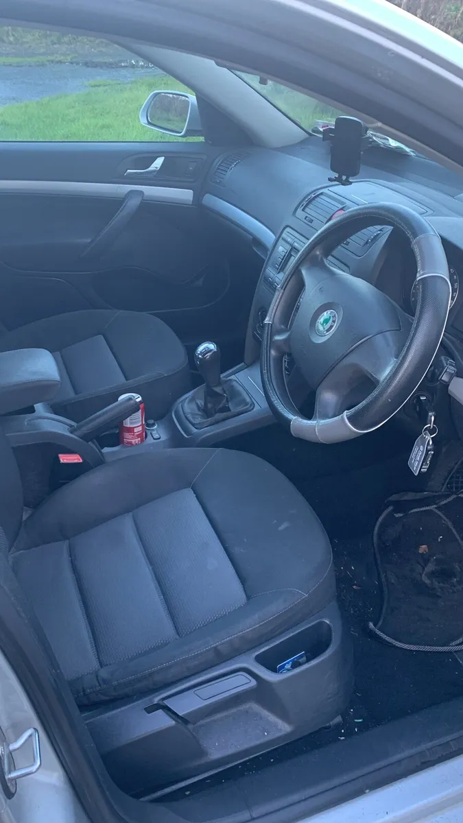 2006 Skoda Octavia 1.4 petrol Tax 6/26 - Image 4