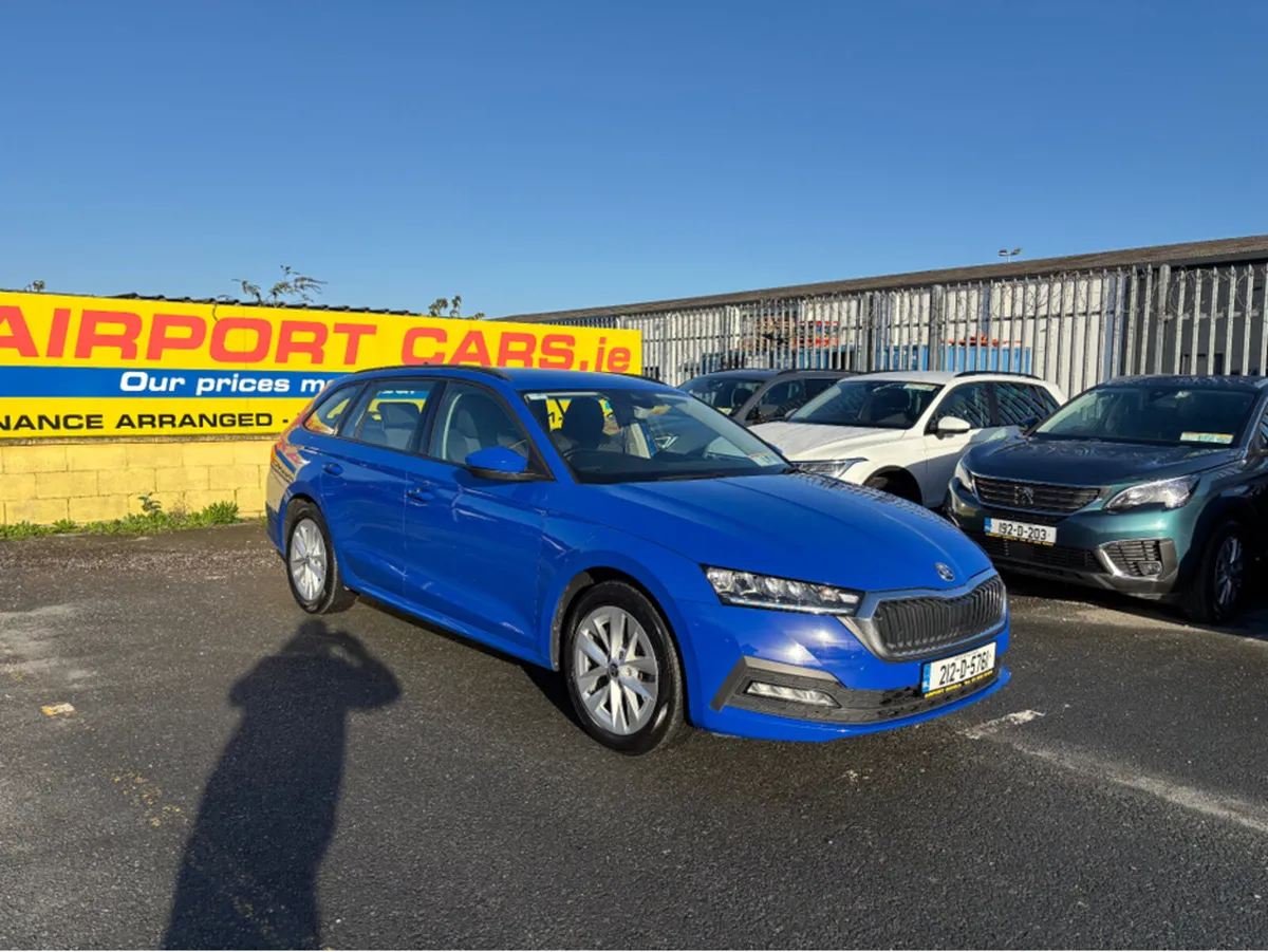 Skoda Octavia C AMBITION 2.0 TDI 115BHP 115HP 5DR - Image 1