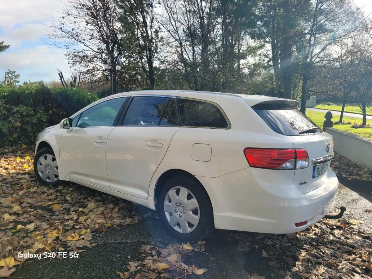 Toyota Avensis, NCT and Taxed - Image 3