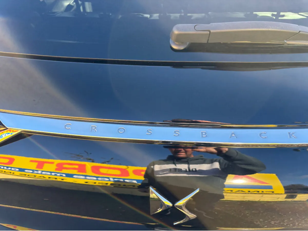 DS Automobiles DS 3 Crossback 1.2 PTECH PRESTIG PR - Image 2