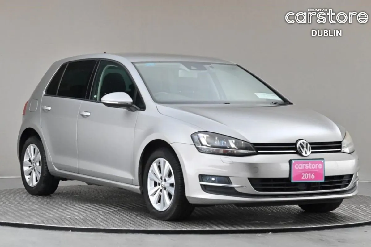 Volkswagen Golf 1.2 TSI DSG MK7 Comfortline  reve - Image 1