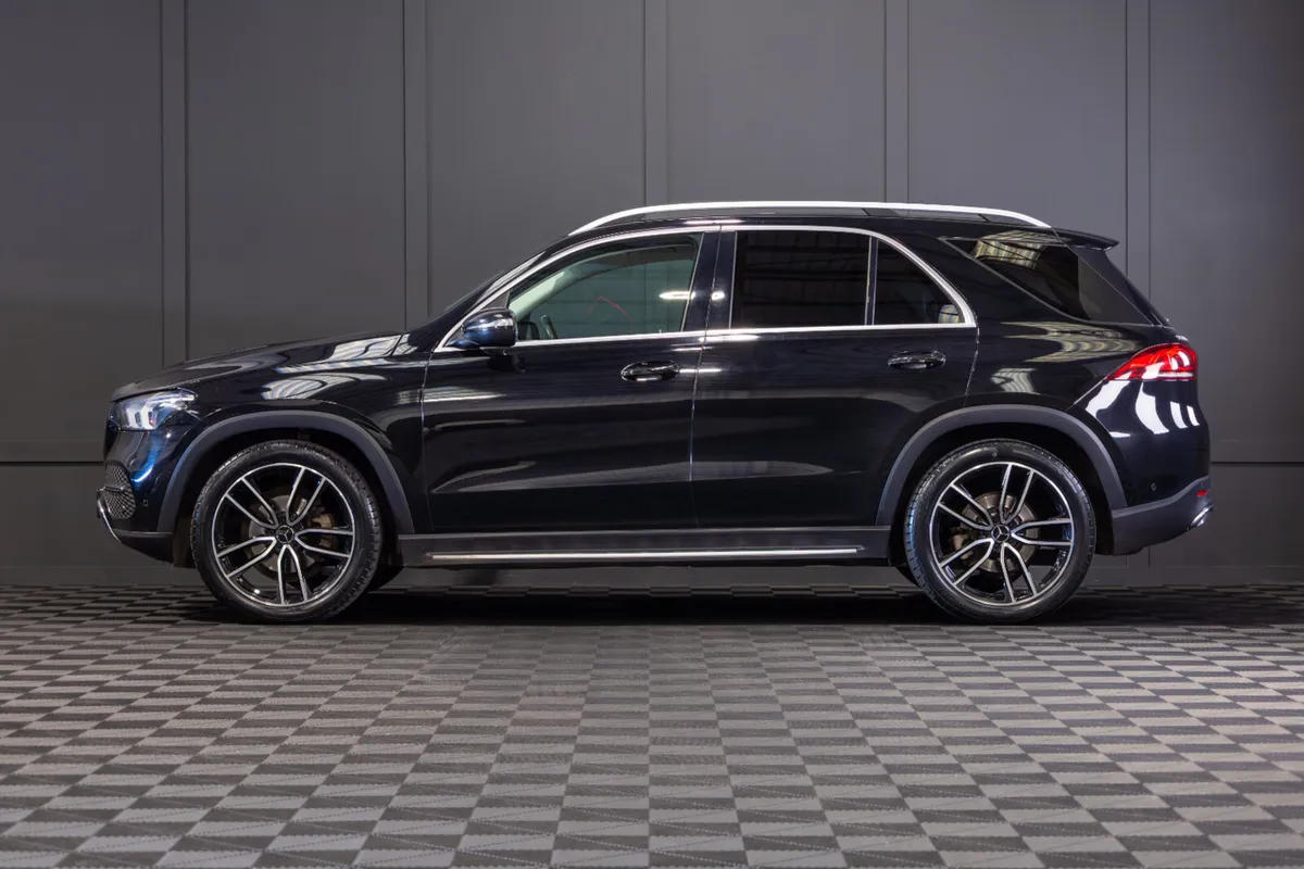 202 Mercedes-Benz GLE 300d 4Matic - Image 3