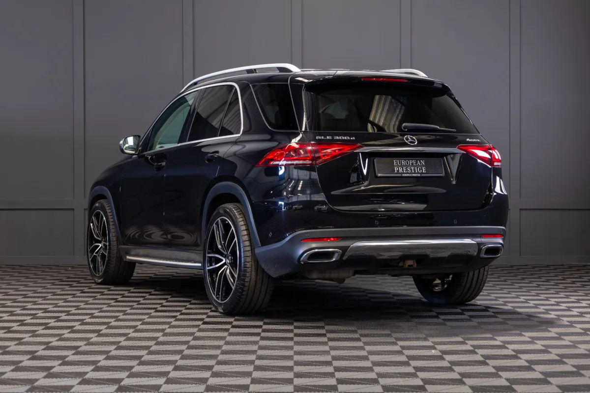 202 Mercedes-Benz GLE 300d 4Matic - Image 4