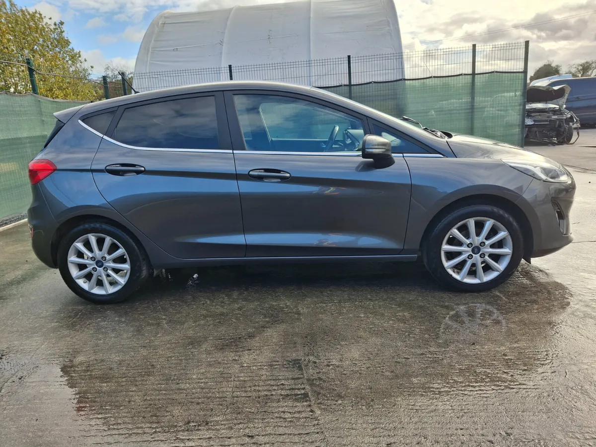 172 Ford Fiesta 1.0 Titanium - Image 2